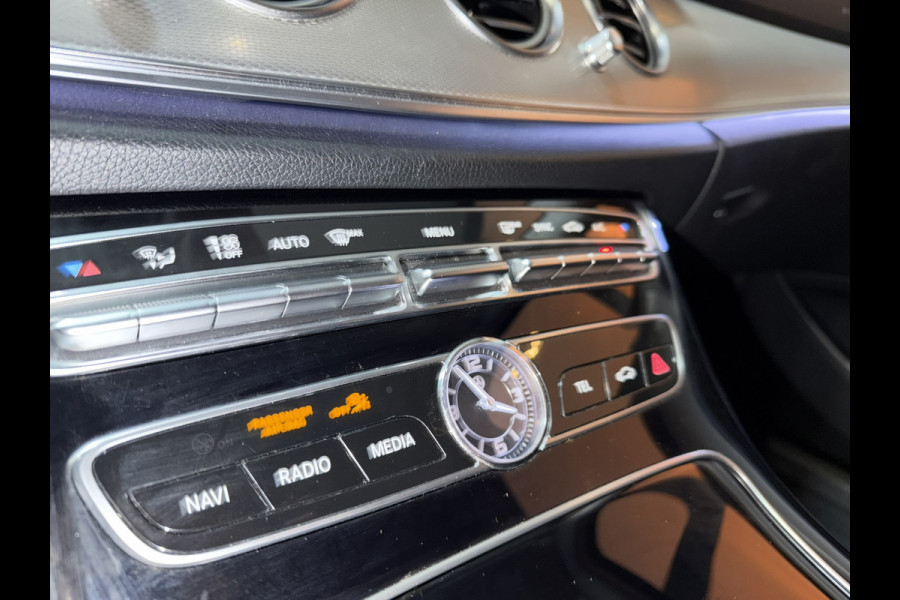 Mercedes-Benz E-Klasse 200 AMG 19"|Automaat|Garantie||Dealerond|Camera|LED|Ambient|Leder|Rijklaar