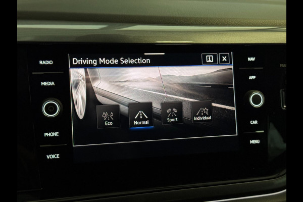 Volkswagen Taigo 1.0 TSI Style PANO | IQ LED | VIRTUAL | CAMERA