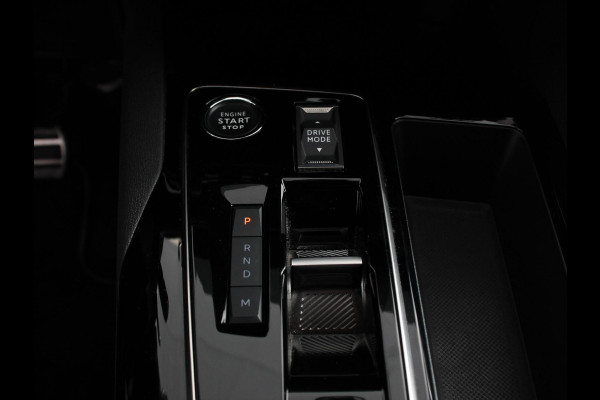 Peugeot 5008 1.2 PureTech 130pk Automaat GT Climate control Adaptive cruise control Achteruitrijd camera Verwarmde voorstoelen Keyless Navigatie LED Apple Carplay/ Android Auto