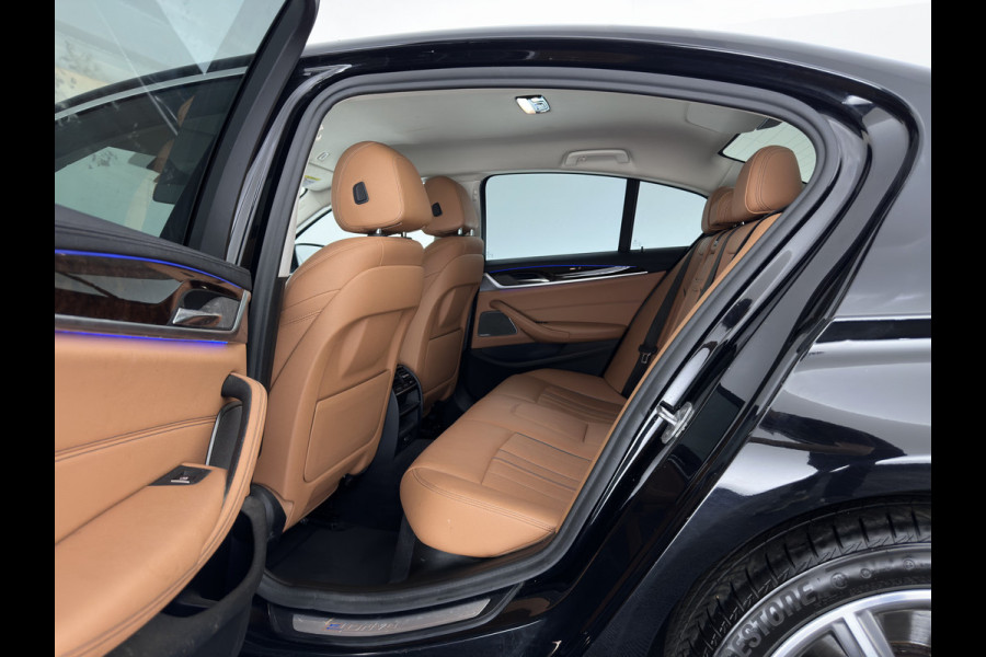 BMW 5 Serie 530e iPerformance High Executive (Plug-in) {SoH-98%} Aut. *HEAD-UP | LEATHER | XENON | ADAPTIVE-CRUISE | TOP-VIEW | HEATED-COMFORTSEATS | PRIVACY-GLASS | AMBIENT-LIGHT | ECC | PDC | 18''ALU*