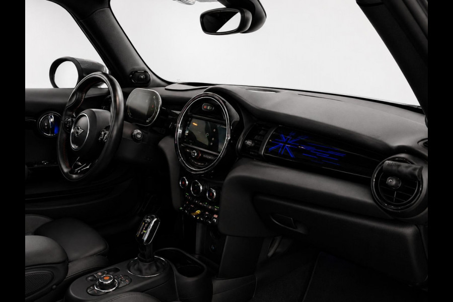 MINI Electric Charged 33 kWh Panoramadak Harman Kardon Camera Leder Navigatie Professional Cruise Control Head Up Display Bluetooth SOH 97%