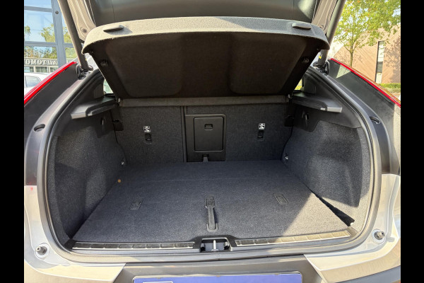 Volvo C40 Recharge Ultimate 69 kWh SOH 95% | MEM. SEAT | HARMAN KARDON | PANO | ELEK. STOEL | STOEL + STUURVERWARMING | 360 CAMERA | RIJKLAAR + 12 MND BOVAG GARANTIE |