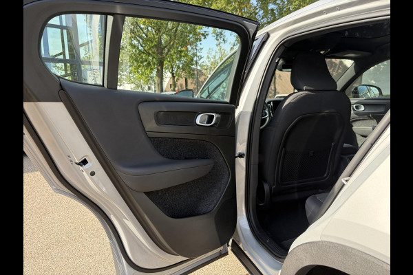 Volvo C40 Recharge Ultimate 69 kWh SOH 95% | MEM. SEAT | HARMAN KARDON | PANO | ELEK. STOEL | STOEL + STUURVERWARMING | 360 CAMERA | RIJKLAAR + 12 MND BOVAG GARANTIE |