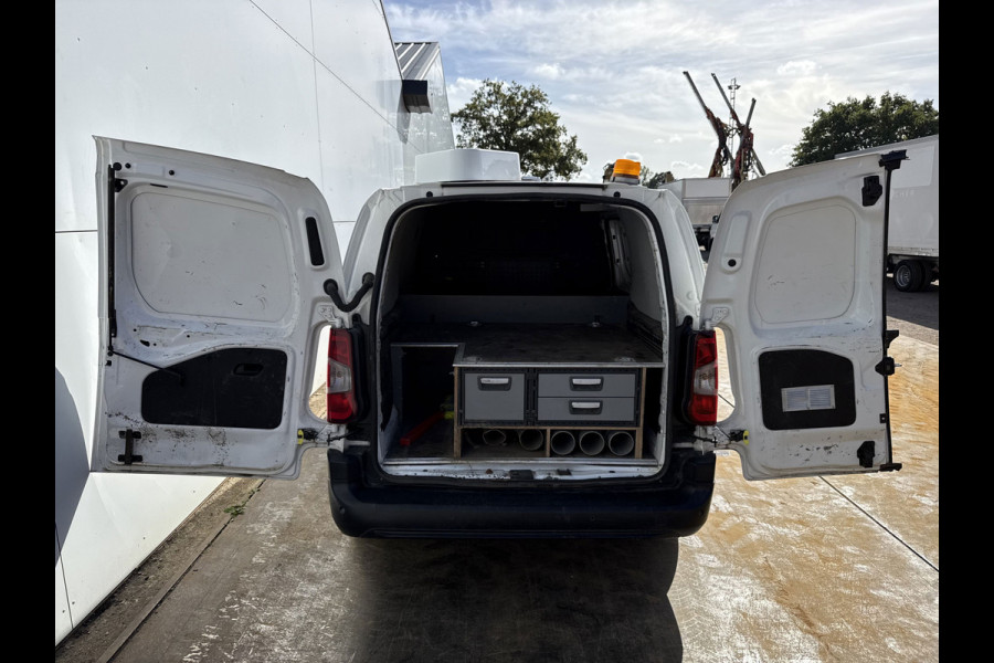 Citroën Berlingo 1.5 BlueHDi 130PK Automaat L2 Cruise Control Climate Control Camera Parkeersensoren v+a Kastinbouw