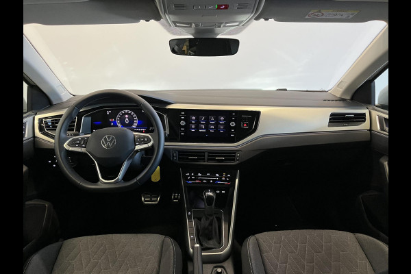 Volkswagen Polo 1.0 TSI DSG Life Automaat Navigatie Apple Carplay/ Android Auto Camera Parkeersensoren Adaptive Cruise Control Stoelverwarming Virtual Cockpit Climate Control