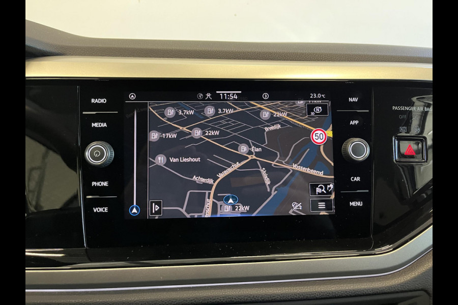 Volkswagen Polo 1.0 TSI DSG Life Automaat Navigatie Apple Carplay/ Android Auto Camera Parkeersensoren Adaptive Cruise Control Stoelverwarming Virtual Cockpit Climate Control