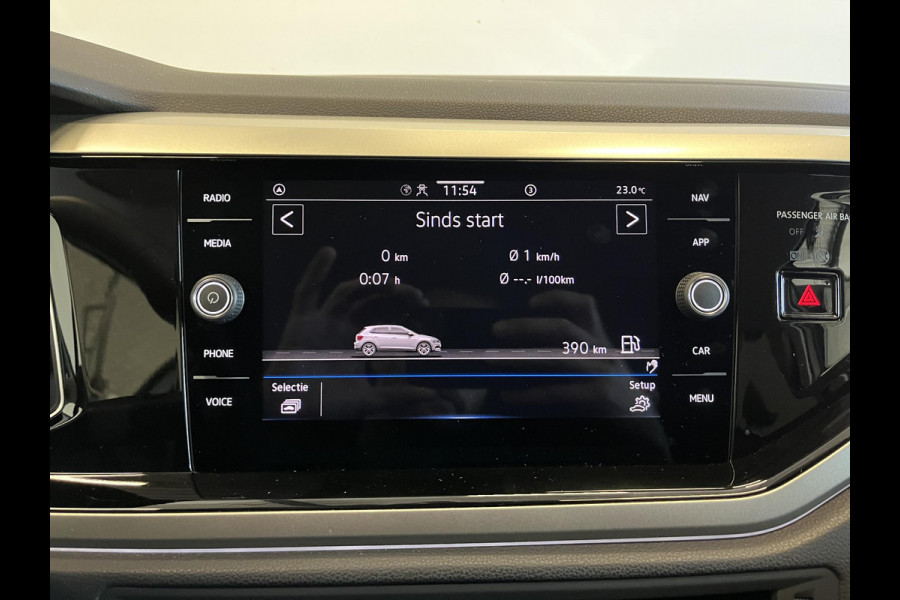Volkswagen Polo 1.0 TSI DSG Life Automaat Navigatie Apple Carplay/ Android Auto Camera Parkeersensoren Adaptive Cruise Control Stoelverwarming Virtual Cockpit Climate Control
