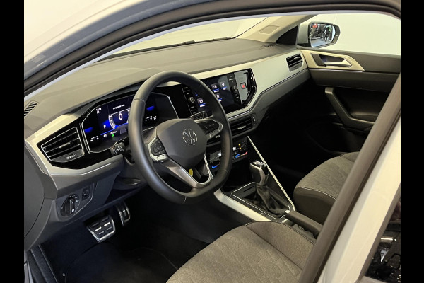 Volkswagen Polo 1.0 TSI DSG Life Automaat Navigatie Apple Carplay/ Android Auto Camera Parkeersensoren Adaptive Cruise Control Stoelverwarming Virtual Cockpit Climate Control