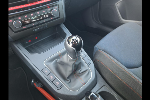 Seat Ibiza 1.0 EcoTSI FR | Climate | CC | Apple Carplay/ Android Auto | LED | 17" LM velgen |