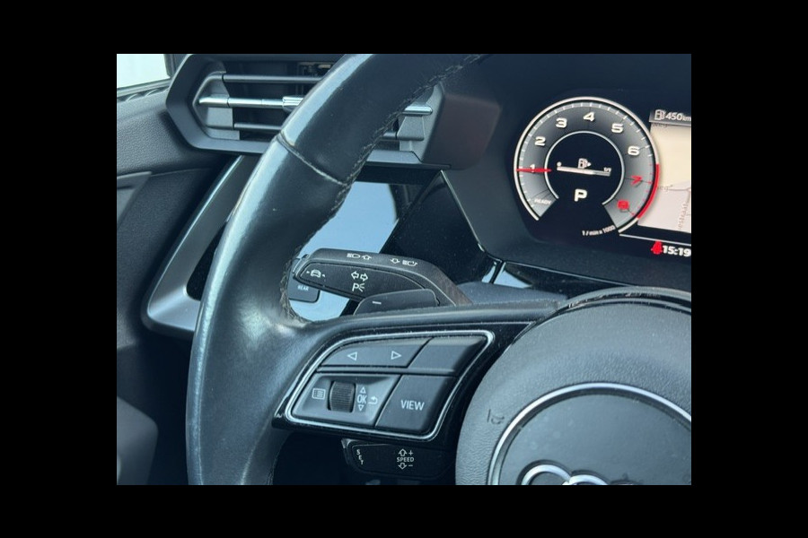 Audi A3 Sportback 35 TFSI Business edition-DealerOnderhouden