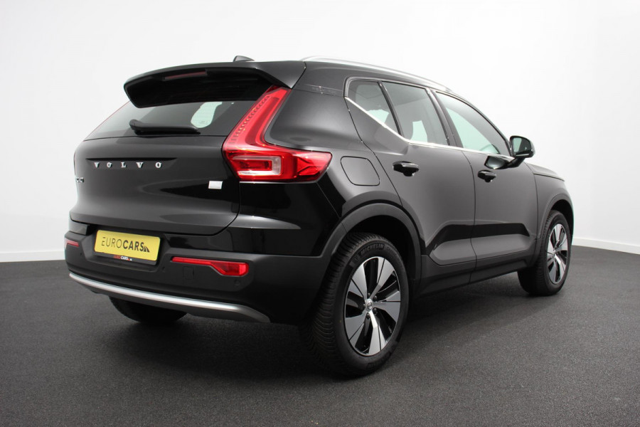 Volvo XC40 1.5 T5 Plug-in hybrid Plus Bright Navigatie Climate Control Adaptive Cruise Control  18"LMV Camera Parkeer sensoren Led