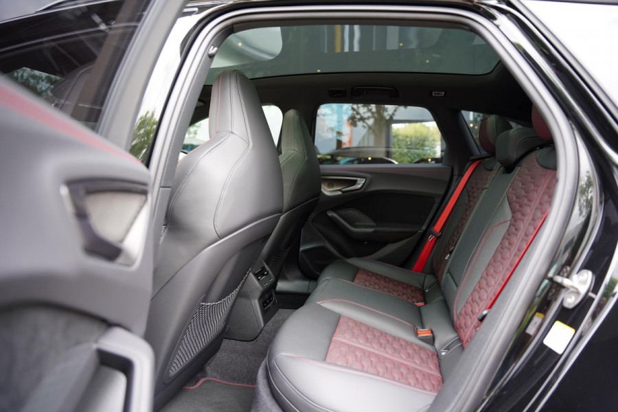 Audi RS5 Avant Quattro / Sportuitlaat / Pano / Head-Up