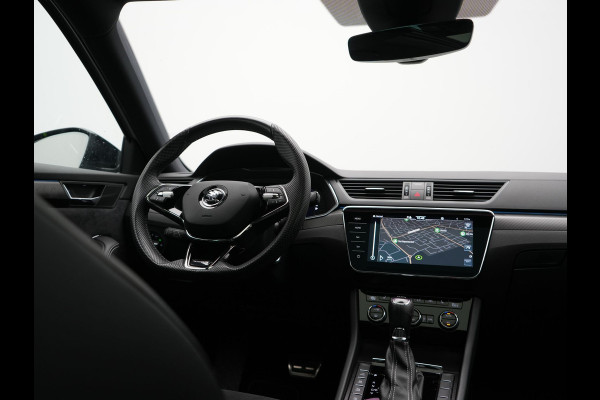 Škoda Superb Combi 1.4 TSI iV Sportline Business PHEV 218pk Dealer O.H. | SOH 91,2% | Panodak | Adaptive Cruise | Camera | Canton Audio | Alcantara Sportstoelen Memory & Verwarmd | Sfeerverlichting | Keyless | BLIS | Stuur Verwarmd | Apple Carplay | Crystal LED | Navigatie | Plug In Hybrid |