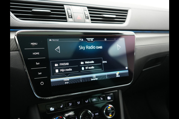 Škoda Superb Combi 1.4 TSI iV Sportline Business PHEV 218pk Dealer O.H. | SOH 91,2% | Panodak | Adaptive Cruise | Camera | Canton Audio | Alcantara Sportstoelen Memory & Verwarmd | Sfeerverlichting | Keyless | BLIS | Stuur Verwarmd | Apple Carplay | Crystal LED | Navigatie | Plug In Hybrid |