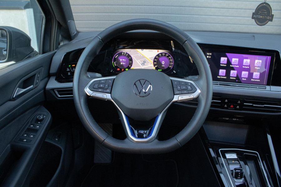 Volkswagen Golf 1.4 eHybrid R-Line Pano IQ Harman Kardon Memory Stoelmassage Carplay