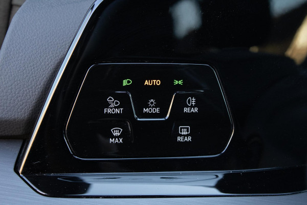 Volkswagen Golf 1.4 eHybrid R-Line Pano IQ Harman Kardon Memory Stoelmassage Carplay
