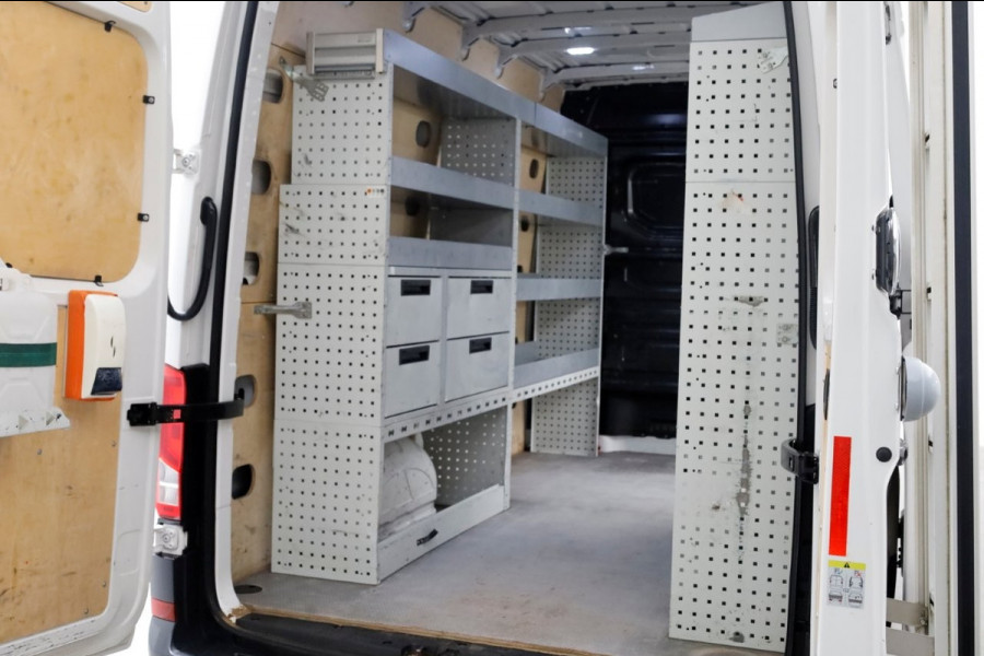 Volkswagen Crafter 35 2.0 TDI 140pk L3H3 (L2H2) Airco/Navi/Inrichting/Imperiaal 05-2021