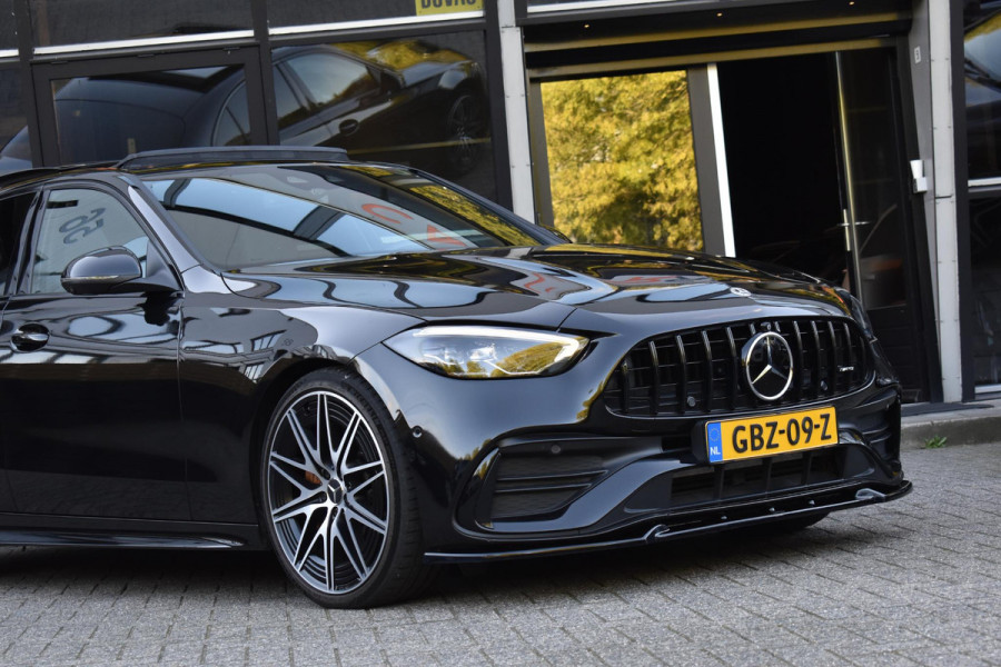 Mercedes-Benz C-Klasse 300 4MATIC AMG Pano 360C Keyless 20" Trekhaak