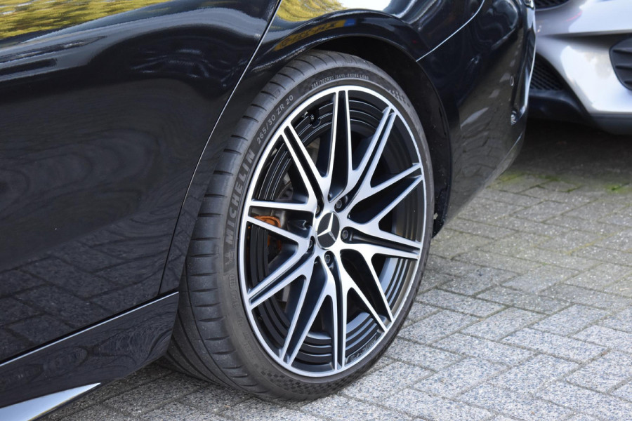 Mercedes-Benz C-Klasse 300 4MATIC AMG Pano 360C Keyless 20" Trekhaak