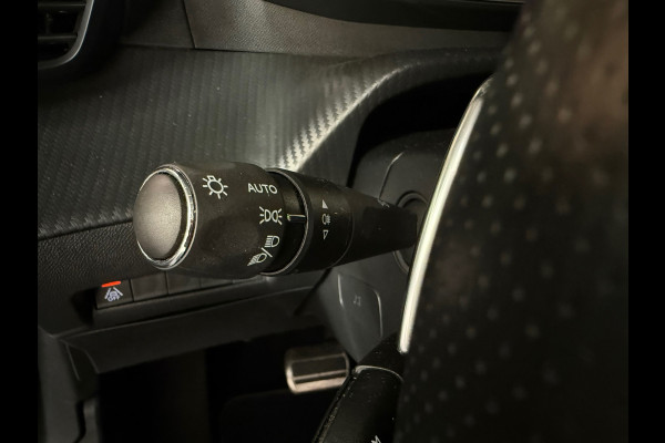 Peugeot 208 GT 1.2 PureTech|3x GT|KEYLESS|CAMERA 360|DIGITAL 3D DASH|STOELVERW|SFEERVERL|HALF LEDER|CARPLAY