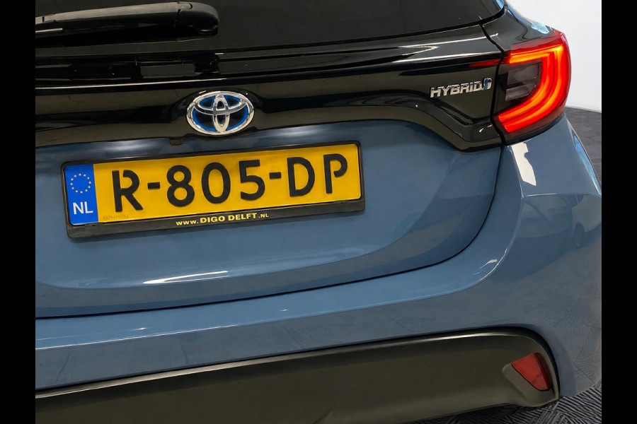 Toyota Yaris 1.5 HYBRIDE BI-TONE GARANTIE TOT 07-2031! . STOELVERWARMING . APPLE CARPLAY & ANDRIOD AUTO . ADAPTIEVE CRUISE CONTROL .