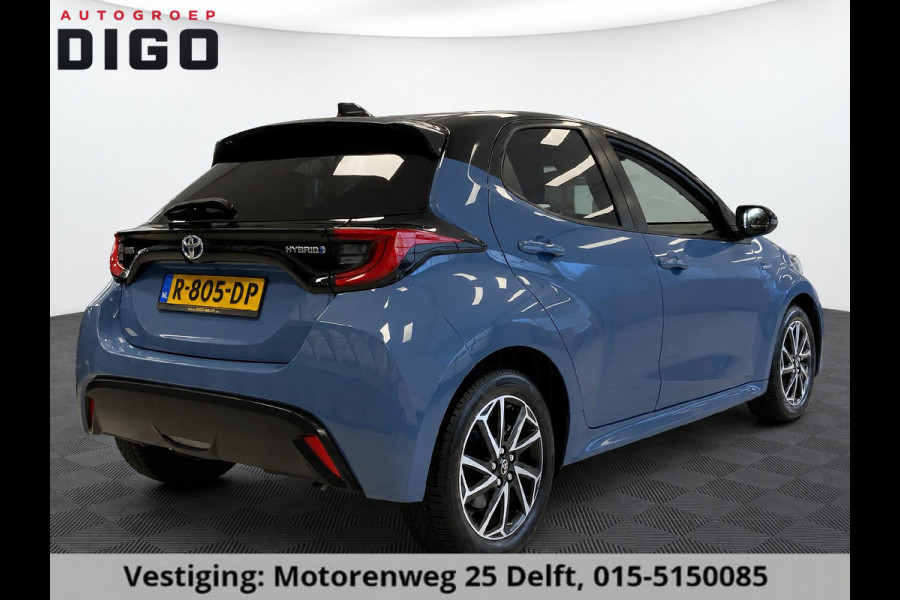 Toyota Yaris 1.5 HYBRIDE BI-TONE GARANTIE TOT 07-2031! . STOELVERWARMING . APPLE CARPLAY & ANDRIOD AUTO . ADAPTIEVE CRUISE CONTROL .