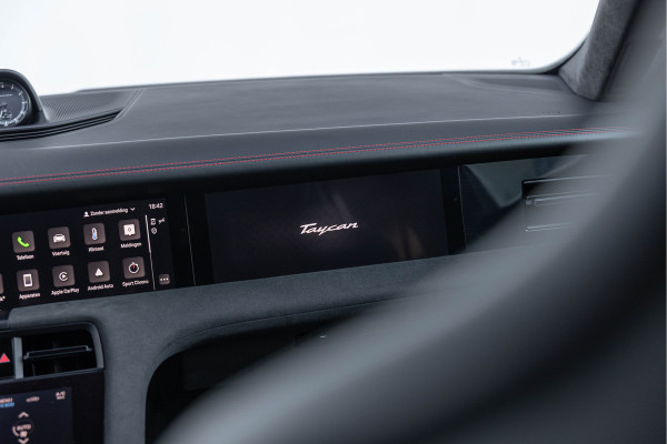 Porsche Taycan Sport Turismo GTS 93 kWh 598pk Pano 4-wielsturing HuD 21'' Luchtv. PPF