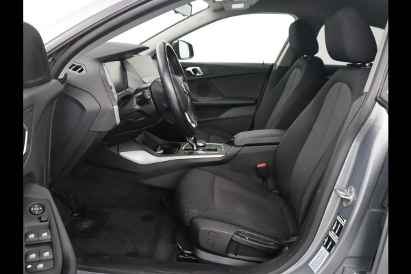 BMW 2 Serie Gran Coupé 218i | Apple Carplay | LED | Navigatie | Parkeerhulp |