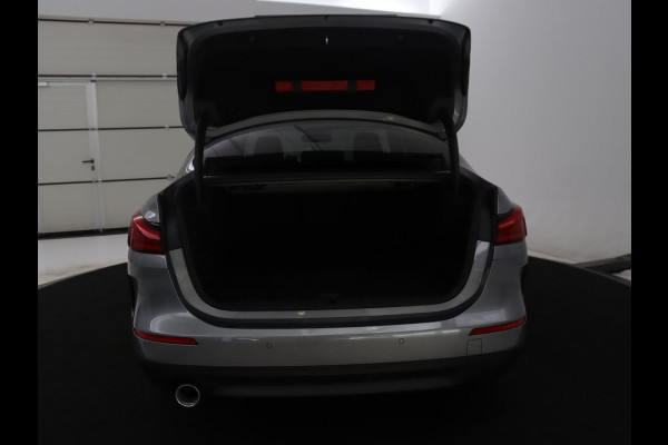 BMW 2 Serie Gran Coupé 218i | Apple Carplay | LED | Navigatie | Parkeerhulp |