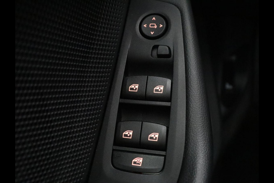 BMW 2 Serie Gran Coupé 218i | Apple Carplay | LED | Navigatie | Parkeerhulp |