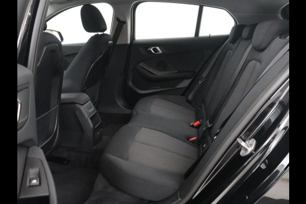 BMW 1-serie 118i | Apple Carplay | LED | Navigatie | Automaat |