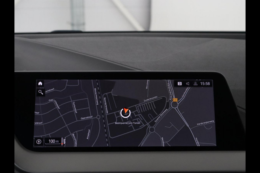 BMW 1-serie 118i | Apple Carplay | LED | Navigatie | Automaat |