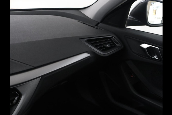 BMW 1-serie 118i | Apple Carplay | LED | Navigatie | Automaat |