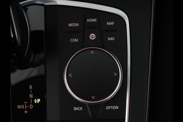 BMW 1-serie 118i | Apple Carplay | LED | Navigatie | Automaat |