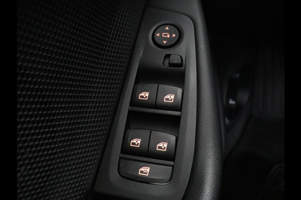 BMW 1-serie 118i | Apple Carplay | LED | Navigatie | Automaat |