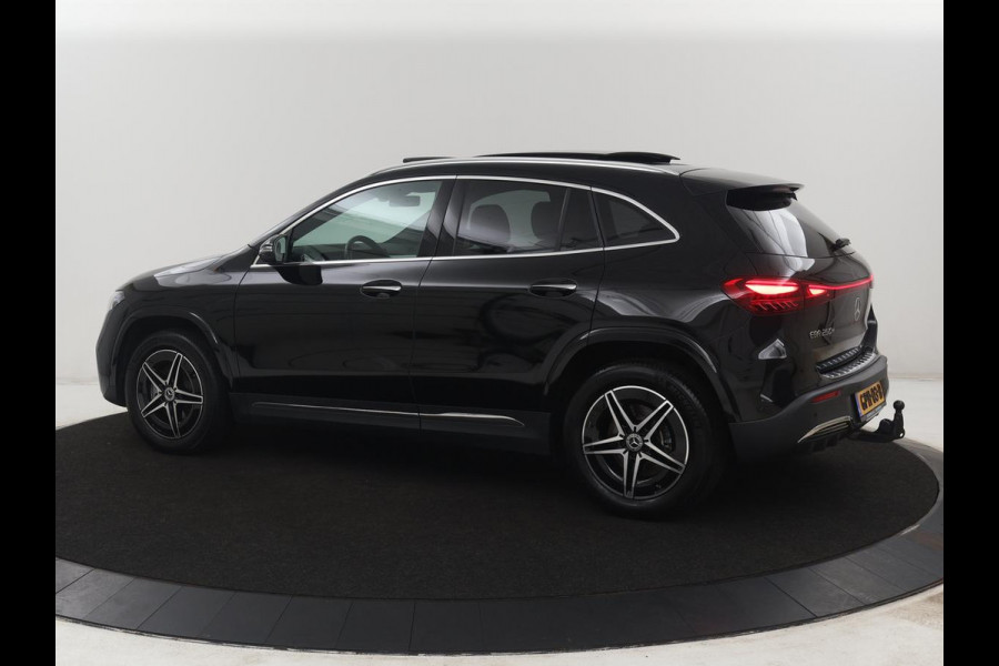 Mercedes-Benz EQA 250+ AMG Line 71 kWh SOH 98,5% | Trekhaak | LED | Stoelverwarming | Apple Carplay | Pano.Dak | Camera |