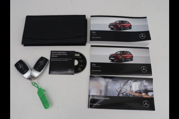 Mercedes-Benz EQA 250+ AMG Line 71 kWh SOH 98,5% | Trekhaak | LED | Stoelverwarming | Apple Carplay | Pano.Dak | Camera |