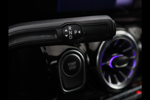 Mercedes-Benz EQA 250+ AMG Line 71 kWh SOH 98,5% | Trekhaak | LED | Stoelverwarming | Apple Carplay | Pano.Dak | Camera |