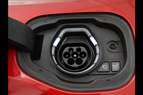Ford Kuga 2.5 PHEV ST-Line X | SOH 85,7 % | Trekhaak | Navigatie | LED | Apple Carplay | Pano.Dak |