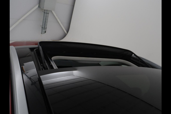 Ford Kuga 2.5 PHEV ST-Line X | SOH 85,7 % | Trekhaak | Navigatie | LED | Apple Carplay | Pano.Dak |