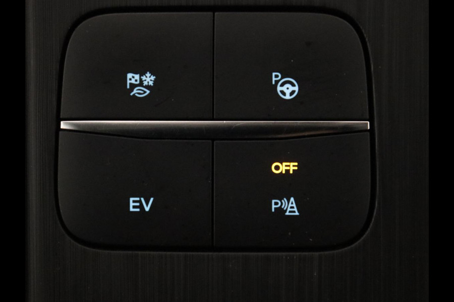 Ford Kuga 2.5 PHEV ST-Line X | SOH 85,7 % | Trekhaak | Navigatie | LED | Apple Carplay | Pano.Dak |