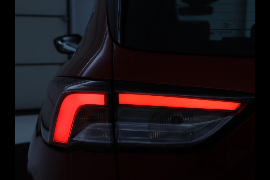 Ford Kuga 2.5 PHEV ST-Line X | SOH 85,7 % | Trekhaak | Navigatie | LED | Apple Carplay | Pano.Dak |
