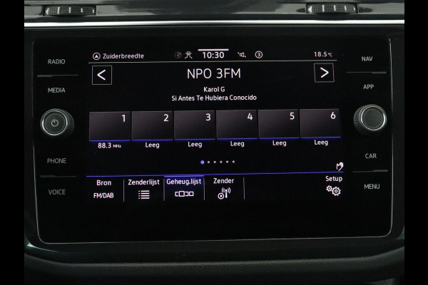 Volkswagen Tiguan 1.5 eHybrid Edition 20 SOH 93,3 % | R-Line | Trekhaak | LED | Camera | Apple Carplay |