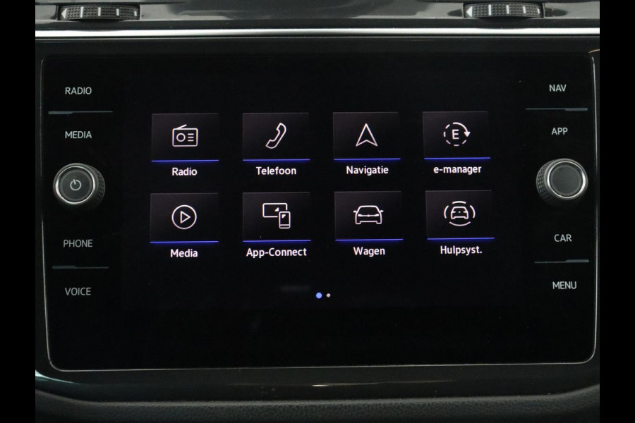 Volkswagen Tiguan 1.5 eHybrid Edition 20 SOH 93,3 % | R-Line | Trekhaak | LED | Camera | Apple Carplay |