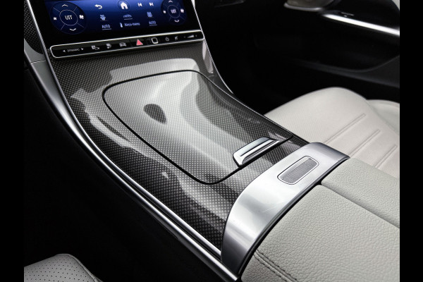 Mercedes-Benz C-Klasse Estate 300 e AMG Plug-In Hybride AMG Line | Premium Plus | Night Pakket | Panorama Schuif-Kanteldak | Alarm | Inclusief 24 maanden MB Certified garantie voor Europa.