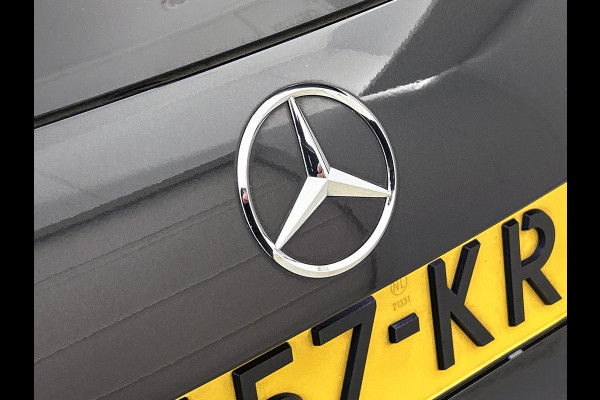 Mercedes-Benz C-Klasse Estate 300 e AMG Plug-In Hybride AMG Line | Premium Plus | Night Pakket | Panorama Schuif-Kanteldak | Alarm | Inclusief 24 maanden MB Certified garantie voor Europa.
