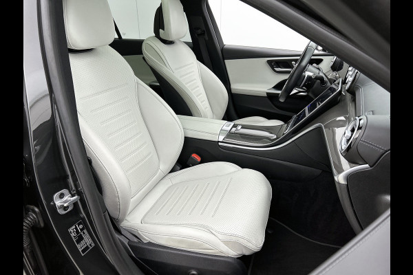 Mercedes-Benz C-Klasse Estate 300 e AMG Plug-In Hybride AMG Line | Premium Plus | Night Pakket | Panorama Schuif-Kanteldak | Alarm | Inclusief 24 maanden MB Certified garantie voor Europa.
