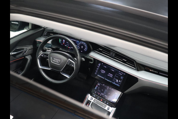 Audi e-tron 55 quattro edition 95 kWh [SCHUIFKANTELDAK, APPLE CARPLAY, ANDROID AUTO, STOELVERWARMING, ACHTERUITRIJCAMERA, ELEK. ACHTERKLEP, PDC V+A, CRUISE, CLIMATE, NAVIGATIE, NIEUWSTAAT]