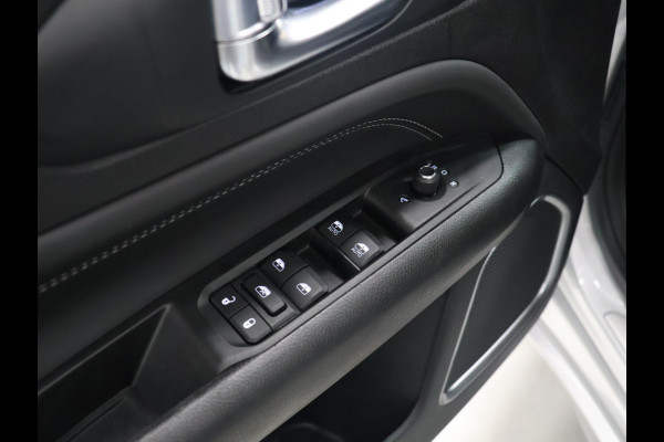 Jeep Compass 4xe 240 Plug-in Hybrid Electric S 4WD [APPLE CARPLAY, ANDROID, ELEKTRISCH VERSTELBARE STOELEN, ACHTERUITRIJCAMERA, CRUISE, PDC V+A, CLIMATE, DIGITAL DASH]