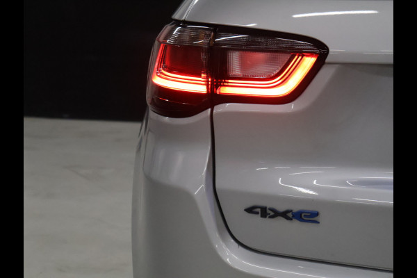 Jeep Compass 4xe 240 Plug-in Hybrid Electric S 4WD [APPLE CARPLAY, ANDROID, ELEKTRISCH VERSTELBARE STOELEN, ACHTERUITRIJCAMERA, CRUISE, PDC V+A, CLIMATE, DIGITAL DASH]